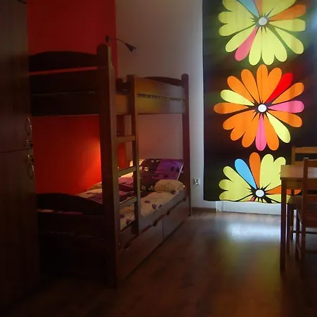 Very Berry - Old Town, Parking, Lift, Reception 24h Хостел Познань