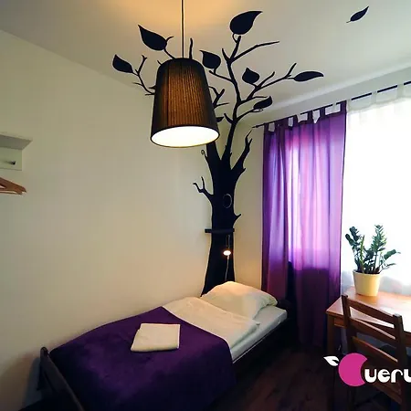 Hostal Very Berry - Old Town, Parking, Lift, Reception 24h
